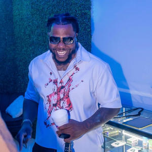 Put You On (feat. Tizzle Stillfaded & Simeon Sym) (Explicit)