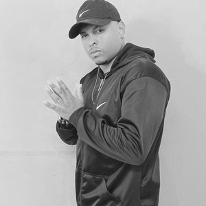 Ela Vem Pro Baile Funk Pra Fuder Com os Cria (Explicit)