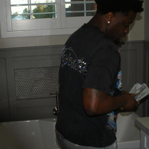 One Thang (Bout My Money Freestyle) (Explicit)