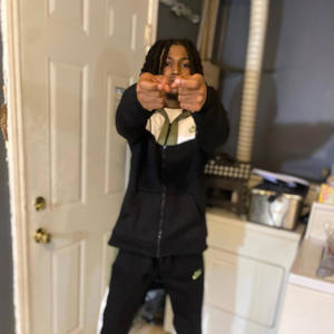 Monkey In The Middle (Explicit)