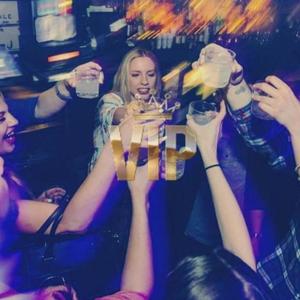 SWAGGIN IN THE V.I.P (feat. 4rde & k1dzheart) (Explicit)