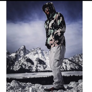 Got No Love (feat. Corey P) (Explicit)