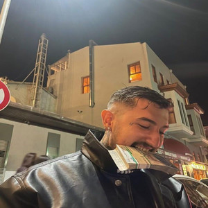Yıldızlara Doğru