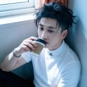 我把游戏当现实认真