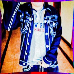 Gata (feat. chucs) (Explicit)