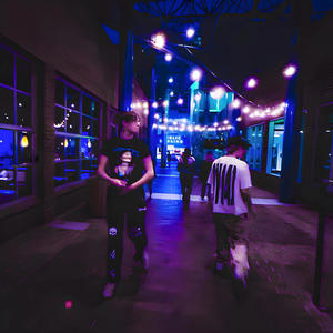 spread my wings (feat. Shisko) (Explicit)