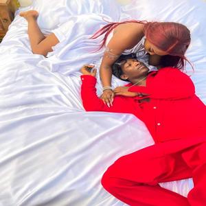 Anita (feat. Oseikrom sikanii) (Special Version)