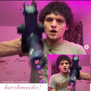 herzbrueche! (Explicit)