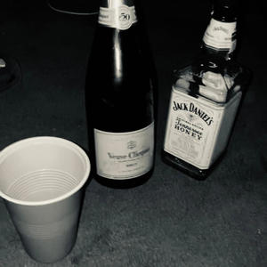 Freestyle#1 (feat. NTH, Lamoula & LN) (Explicit)