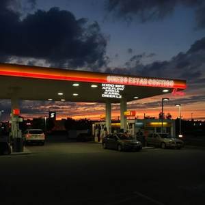 QUIERO ESTAR CONTIGO - REMIX (Remix|Explicit)