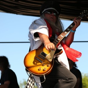 Teenage Overdose (feat. Scott Van Teeffelen)