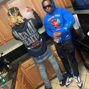 Da guys (feat. OTR Zeezy & Theonlysolodolo) (Explicit)