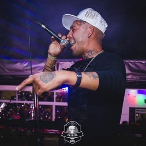 Todos los dias navidad(feat. Tuqu Ran) (Explicit)