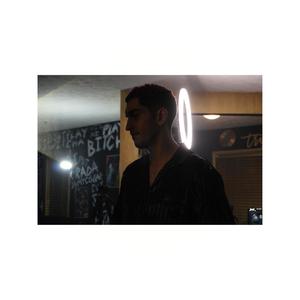 Experience Is Rich(feat. SkinnyOnTheBeat) (Explicit)