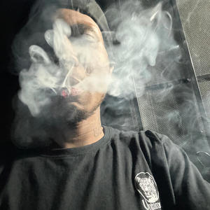 Villan (feat. Onii) (Explicit)