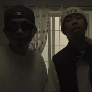 OFFAH (feat. Dmakk) (Explicit)