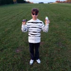 hide n seek (Explicit)