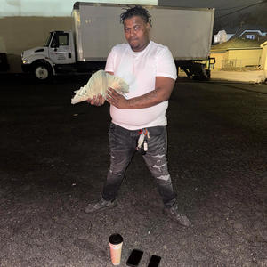 Trishy (feat. Big B) (Explicit)