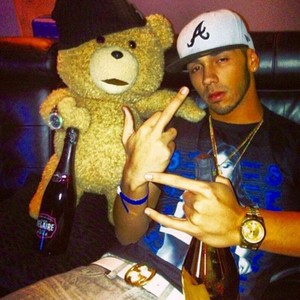 Recien llegados (feat. giyo) (Explicit)