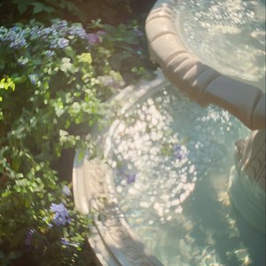 爱,存在 (是你打捞起我们)