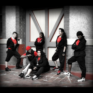 Sube El Radio[feat. Jt & Sarah Starchak] (Raise Up the Radio)