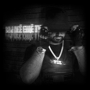 В этом месте (feat. Rassel Person & Worship River)