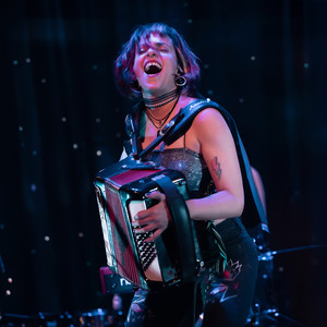 Tu vuo fa l'americano (Explicit)