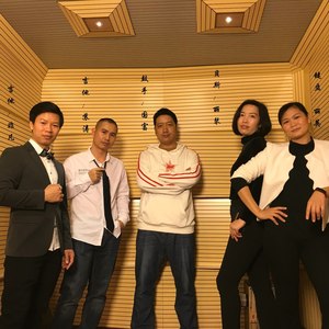 郑丽琴 - 抗疫战士