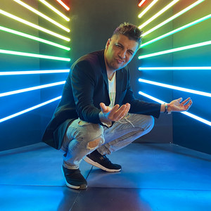 Музыка громче