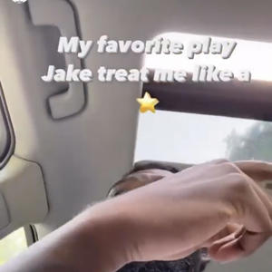 OUT THE WINDOW (feat. Baul4L) (Explicit)