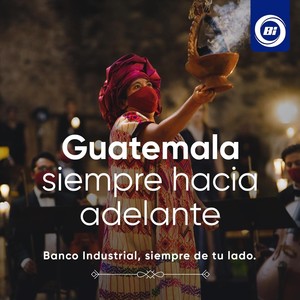 Guatemala Siempre Hacia Adelante (feat. Malacates Trebol Shop, Mario Chang, Zelaya, Patty Saquic, Said Palacios & Sofia Insua)