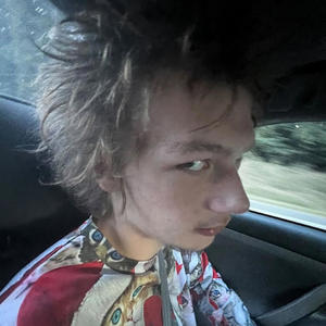 Creme blacks (feat. Pure platinum alek & Luhxantana) (Explicit)