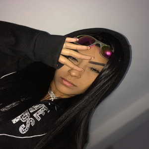 KIKA UM VEZ , KIKA DENOVO x A NOVINHA LINDA