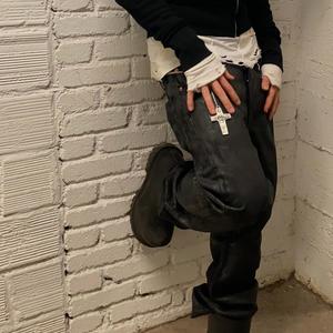 Die trying out (Explicit)