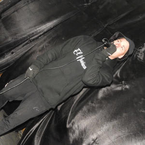 TE OLVIDO (feat. EL MUÑECO)