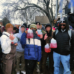 Pushin/Sound The Alarm (feat. 618gram) (Explicit)