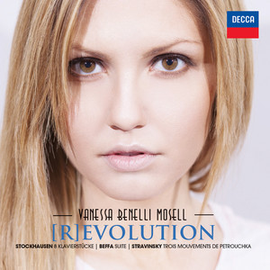 Vanessa Benelli Mosell: [R] evolution