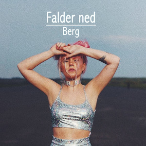 Falder ned
