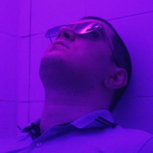 clean shave (Explicit)