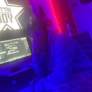 Luna & Sol(feat. NICOLAS EL ESCRITOR) (Explicit)