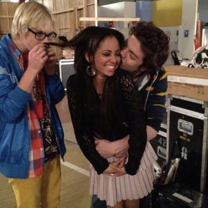 backdoor p2 (feat. taniyahh) (Explicit)