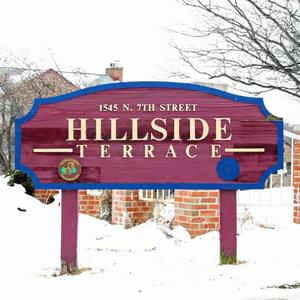 Bout her Business (feat. TBE phat) (Explicit)