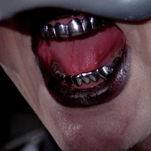 stay alive (Explicit)