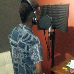 Ko perfoma (feat. Lebo'tee, Lavas & small)