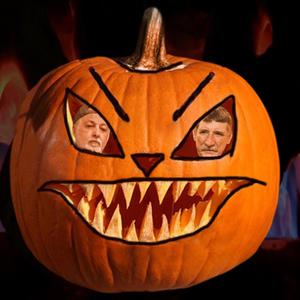 Akos Kecskemeti - Halloweeni tökölő