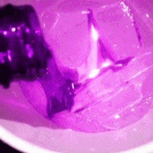 Quarto escuro (Explicit)