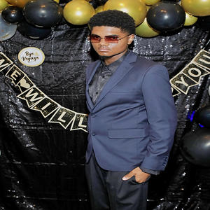 Treat you right (feat. Amari B) (Explicit)