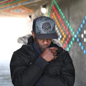 Out Da Mud(feat. Jamaal Lyndel)