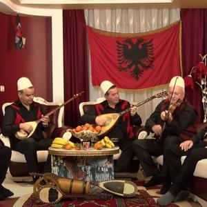 Skender Qarri (feat. Agim Boka)