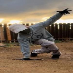 Nomadic Melody (feat. Vizzz) (Explicit)